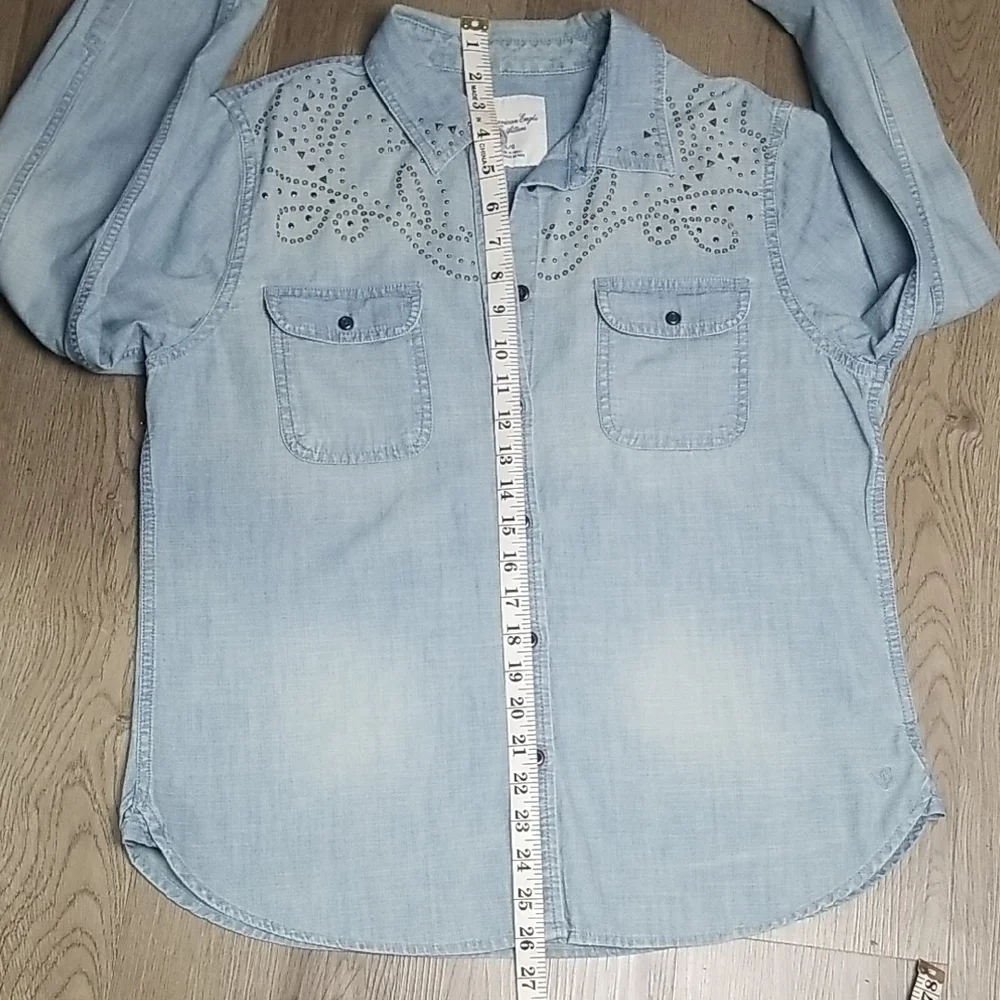 American Eagle Outfitters Chambray Shirt - Picture 10 of 10